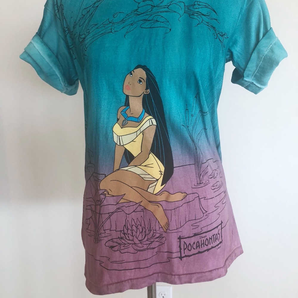 Disney Pocahontas Tee **NWT**